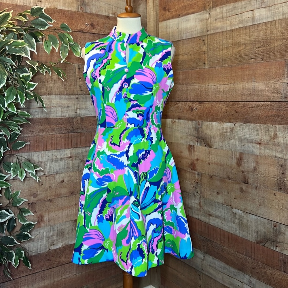 ITS BETTER 1960’s Vintage Sleeveless Fit n’ Flare Psychedelic Floral Print Dress